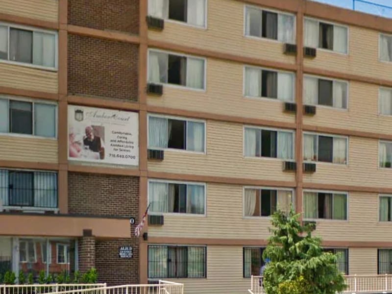Amber Court on the Lake LLC - Nursing Home in Lake Ronkonkoma, NY photo 3