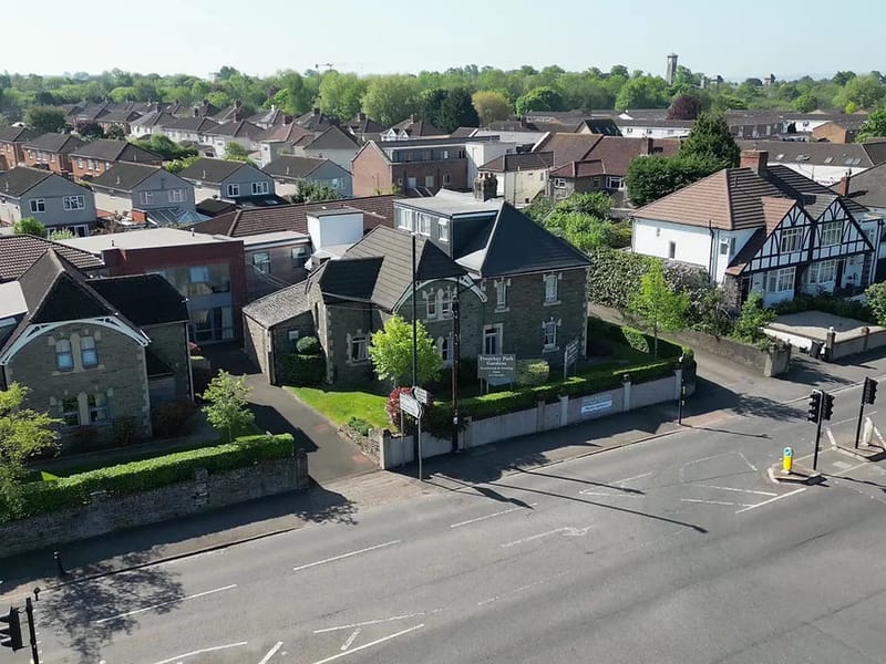 Frenchay Park Gardens Care Home in Bristol, England photo 2