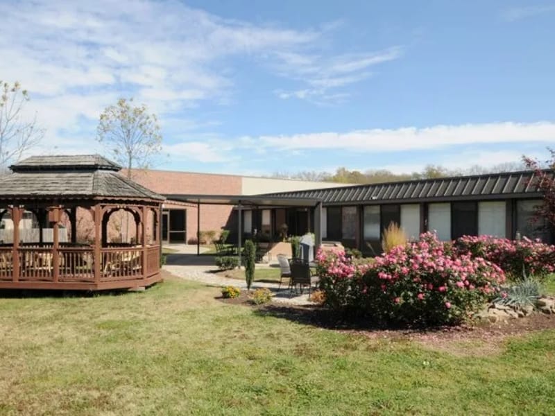 Alta Heights Post Acute - Nursing Home in Goodlettsville, TN photo 1
