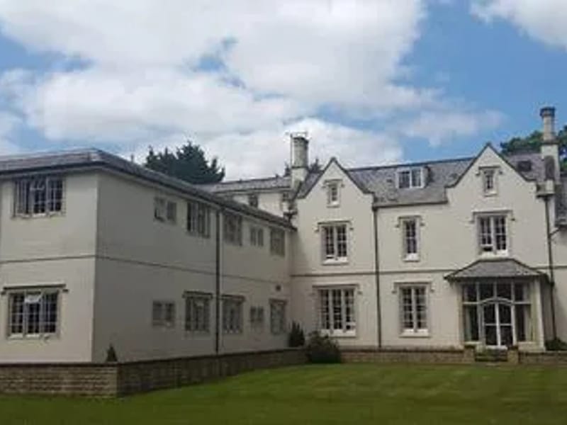 Vicarage Residential Home - Assisted Living in Plymouth, England photo 3