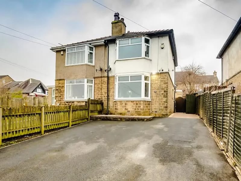 Botham Hall - Assisted Living in Huddersfield, England photo 2