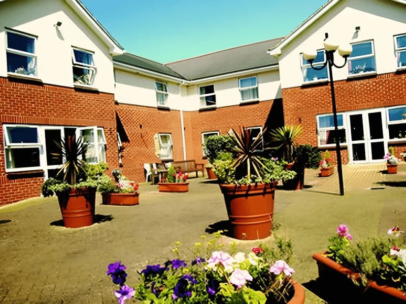 Kilkee Lodge Residential Home - Assisted Living in Braintree, England photo 3