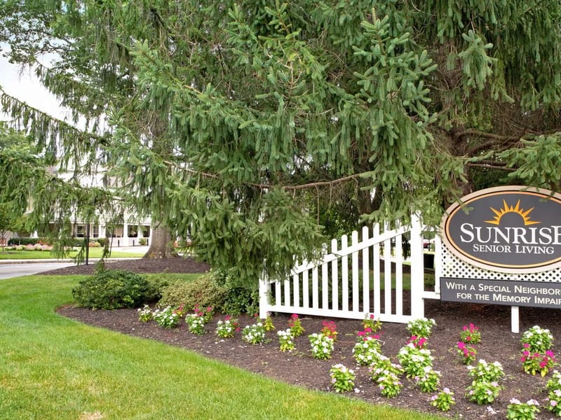 Sunrise Assisted Living Of Wayne - Assisted Living in Wayne, NJ photo 4