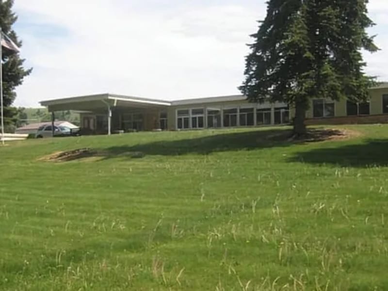 Polson Health & Rehabilitation Center - Nursing Home in Polson, MT photo 2