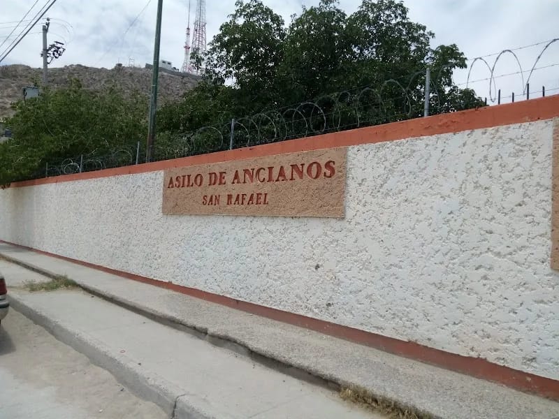 ASILO DE ANCIANOS SAN RAFAEL - Hogar de Ancianos in Juárez, Chihuahua photo 2