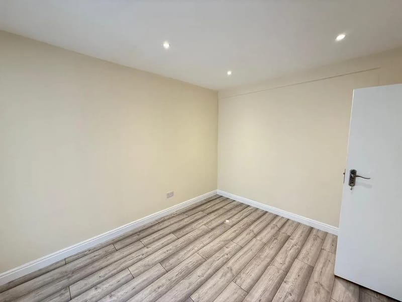 High Worple - Nursing Home in Harrow, England photo 1
