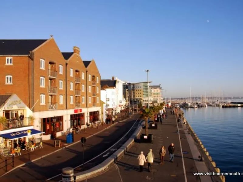 Shaftesbury Bournemouth - Assisted Living in Poole, England photo 2