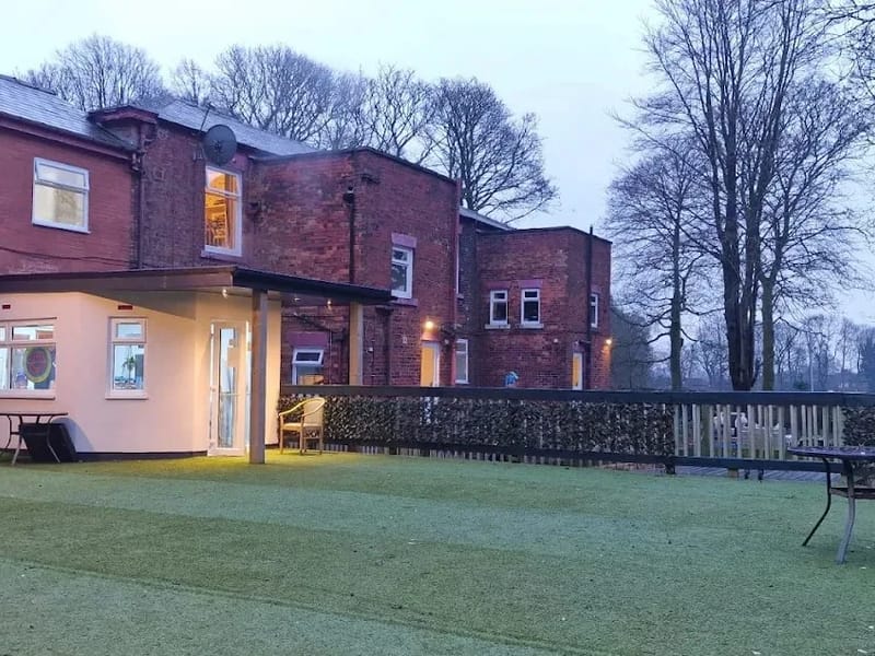 Passmonds House in Rochdale, England photo 3