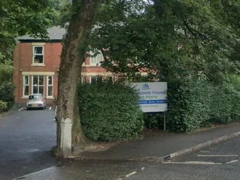 Passmonds House in Rochdale, England photo 2