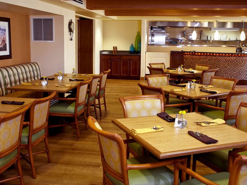 Atria Hacienda - Assisted Living in Palm Desert, CA photo 2