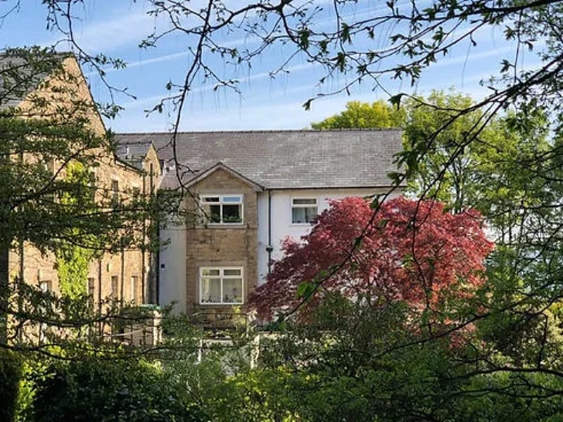 Gorsey Clough Nursing Home - Nursing Home in Bury, England photo 2