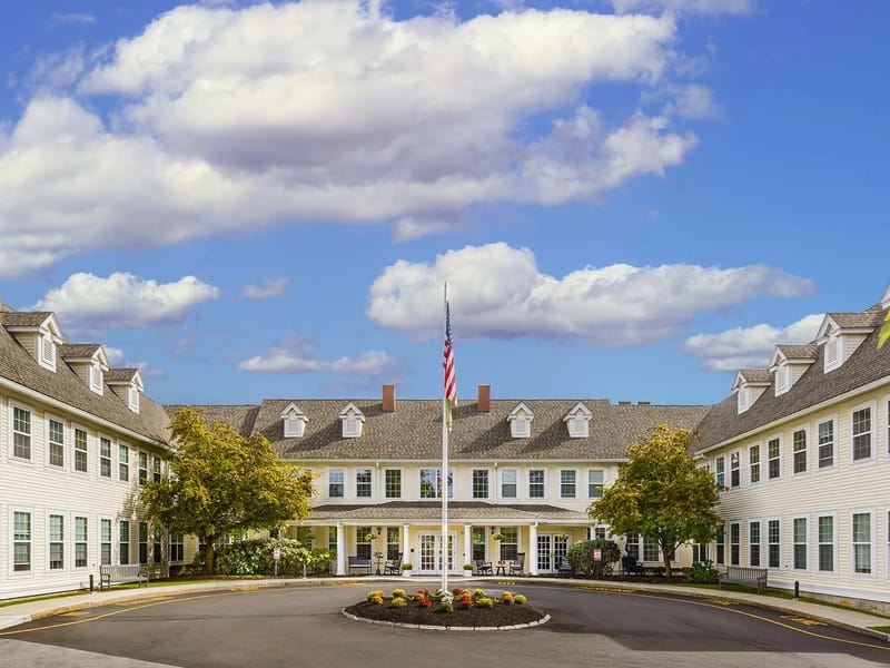 Atria Merrimack Place - Assisted Living in Newburyport, MA photo 1