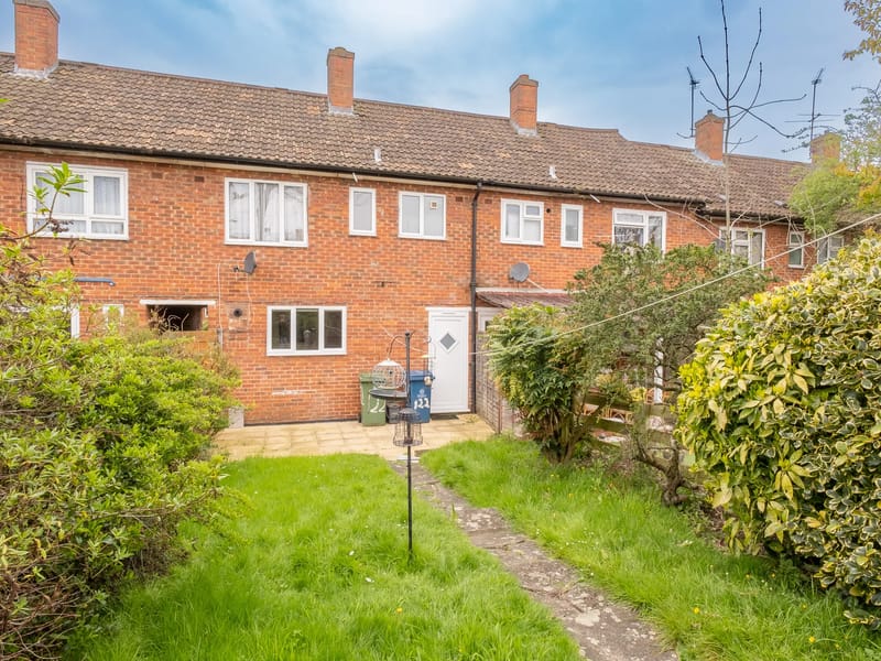 Idelo Limited - 5 Courtenay Avenue in Harrow, England photo 3