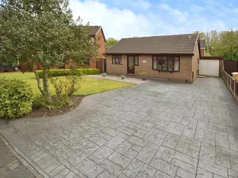 The Bungalows - In-Home Care in Wigan, England photo 2