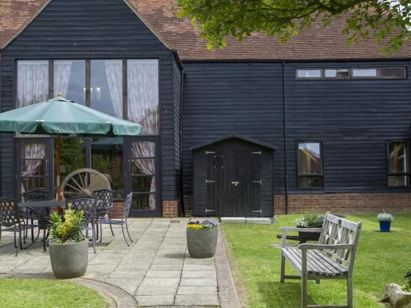 Lyons Court Residential Care Home - Assisted Living in Chelmsford, England photo 5