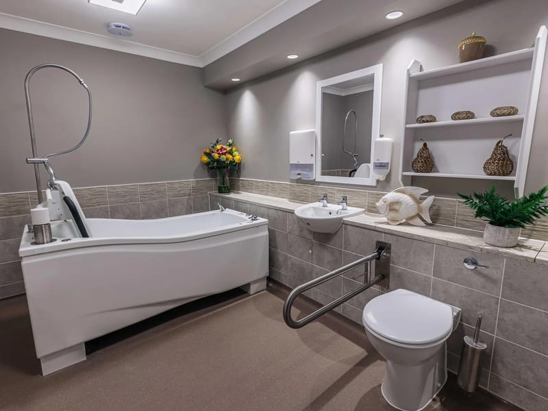 Sutton Valence Care Home - Nursing Home in Maidstone, England photo 2