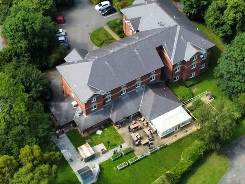 Acrefield House - Assisted Living in Birkenhead, England photo 2