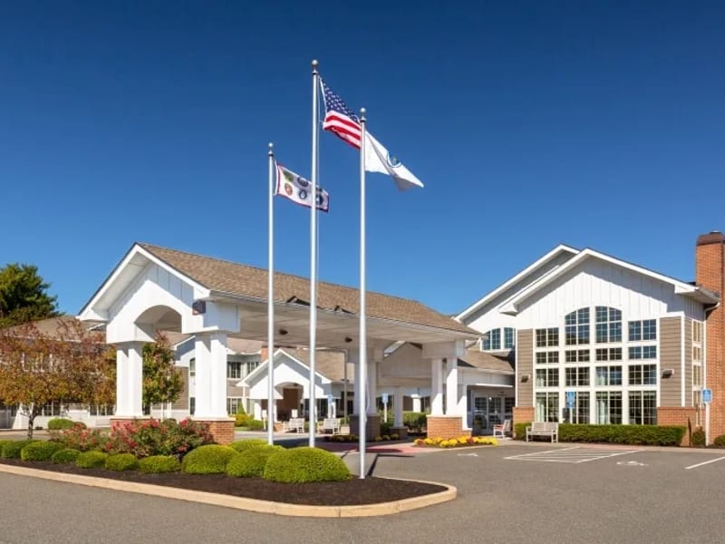 The Reserve At East Longmeadow - Assisted Living in East Longmeadow, MA photo 3
