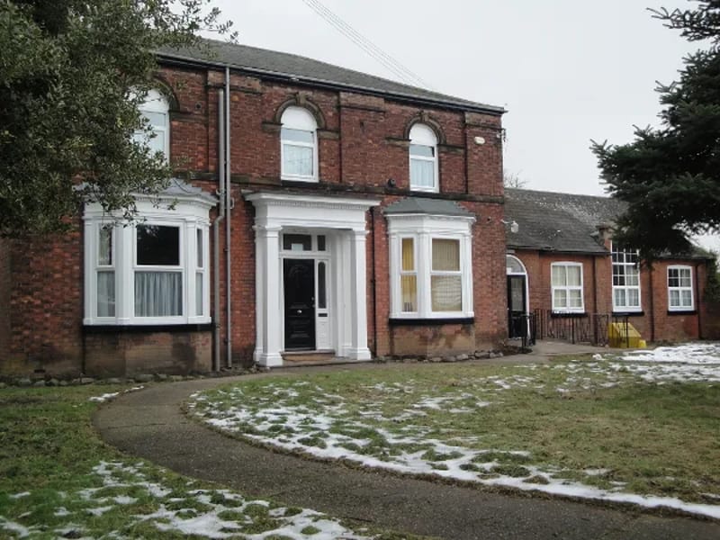 Options Applegate House - Assisted Living in Barton Upon Humber, England photo 2