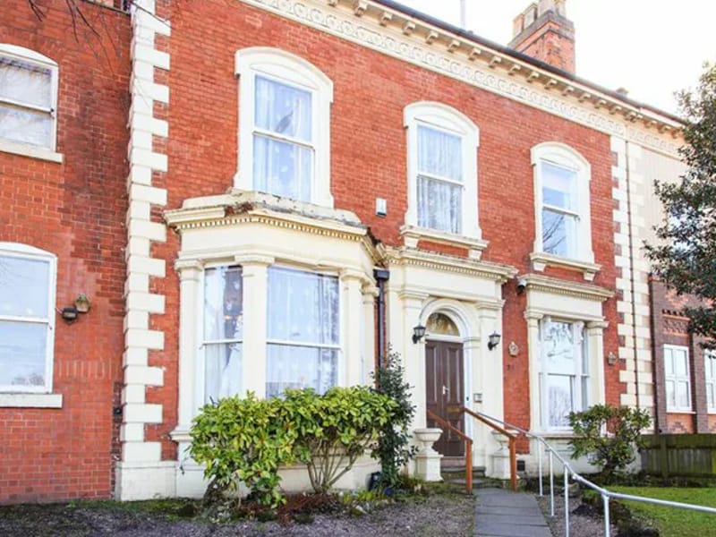 Agnes House - Assisted Living in Oldbury, England photo 3