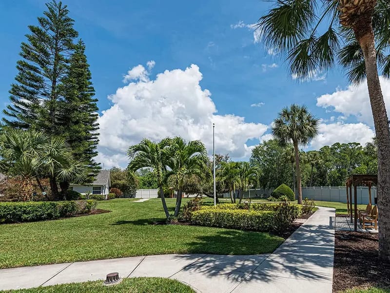 Arden Courts Of Sarasota - Assisted Living in Sarasota, FL photo 1