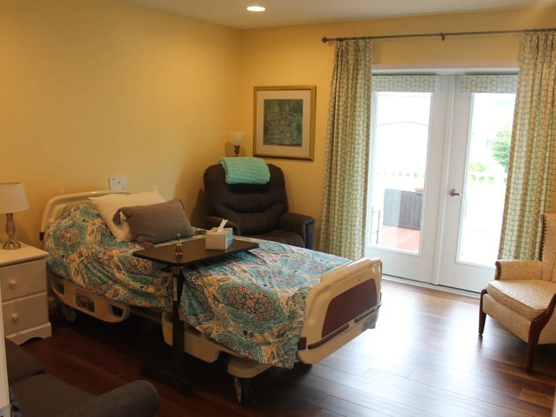 American Quality Home Care Services - Home Health Nursing in Laurel, MD photo 2