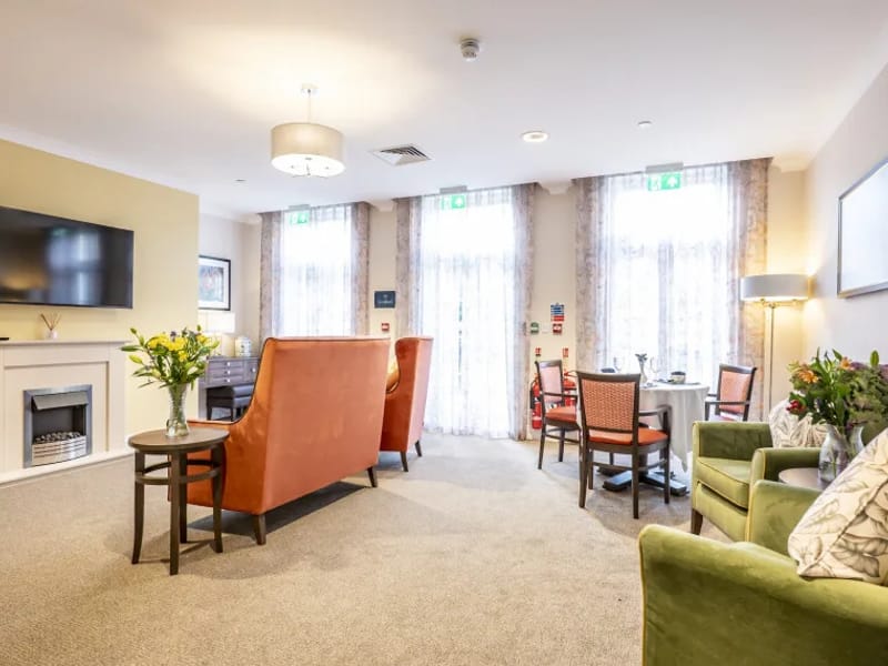 The Queen Charlotte - Nursing Home in Weymouth, England photo 2