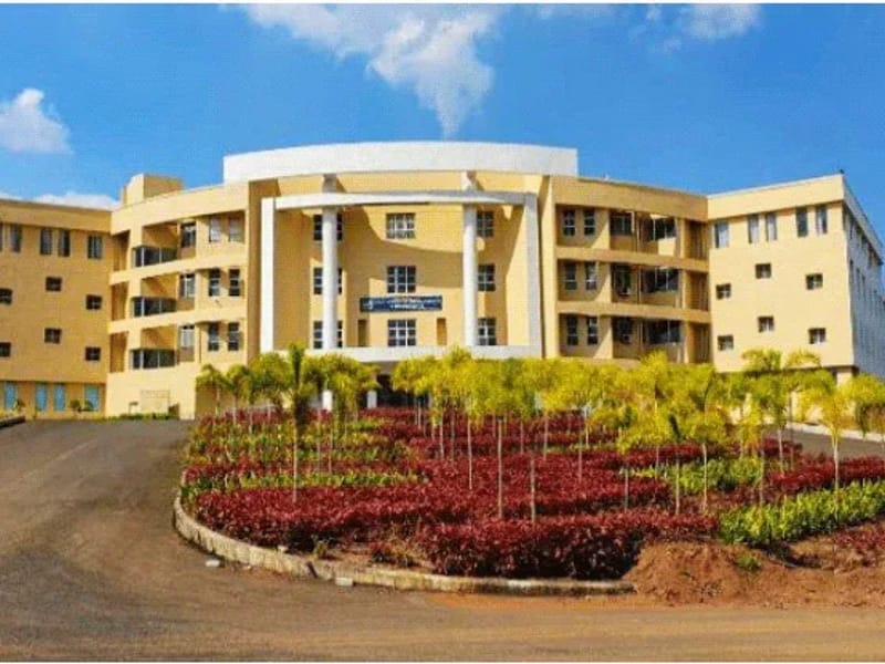 SMBT Institute of Medical Sciences and Research Centers SMBT Hospital - अस्पताल in Nashik, Maharashtra photo 1