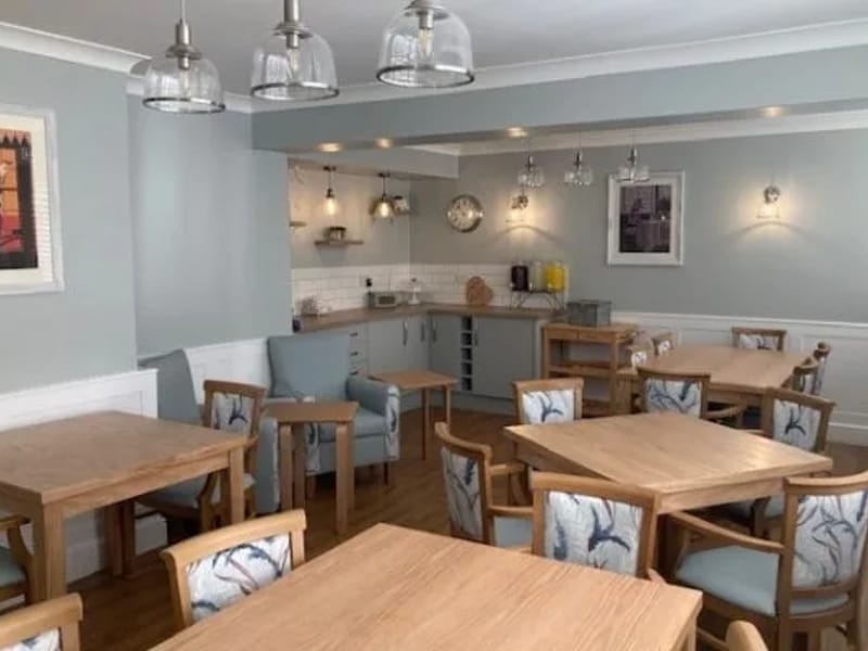 Kiln Lodge - Assisted Living in Fareham, England photo 2
