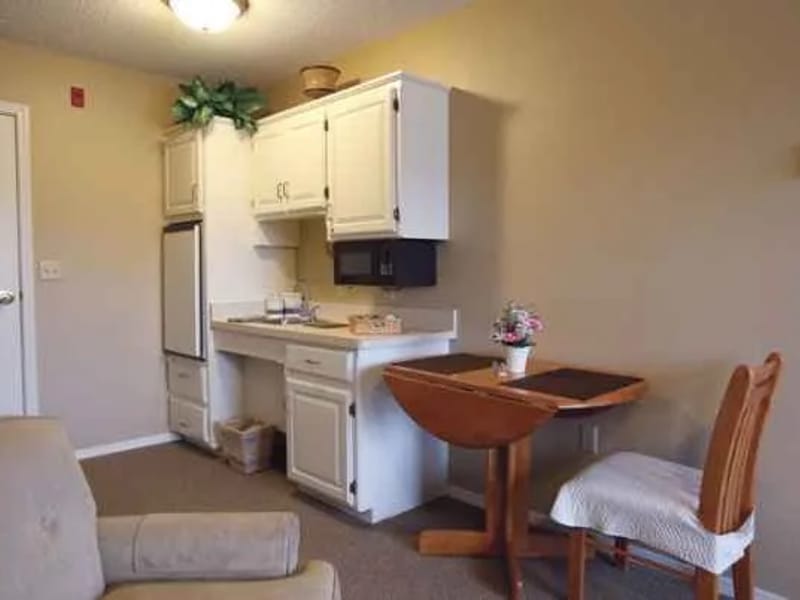Bluebonnet Place — Assisted Living, College Station, TX · photo 2