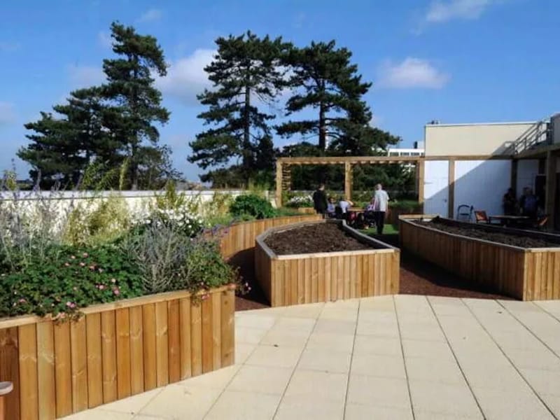 Charles Clore Court Extra Care Sheltered Housing - Assisted Living in Reading, England photo 2