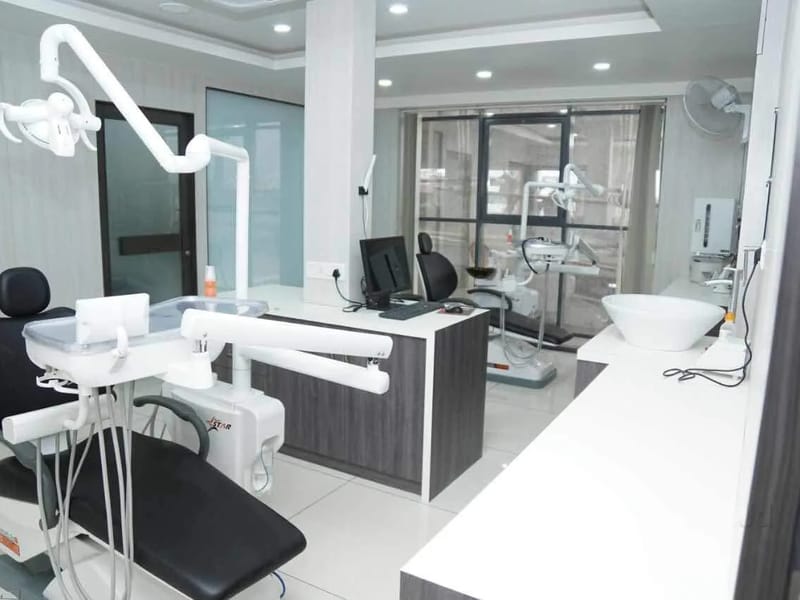 Spinetics Hospital and Research Center (A Unit of Spinetic Healthcare Pvt. Ltd.) - अस्पताल in Vadodara, Gujarat photo 1
