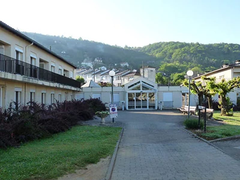 Ehpad Ch Villefranche Site Chartreuse - EHPAD in VILLEFRANCHE DE ROUERGUE, Occitanie photo 3