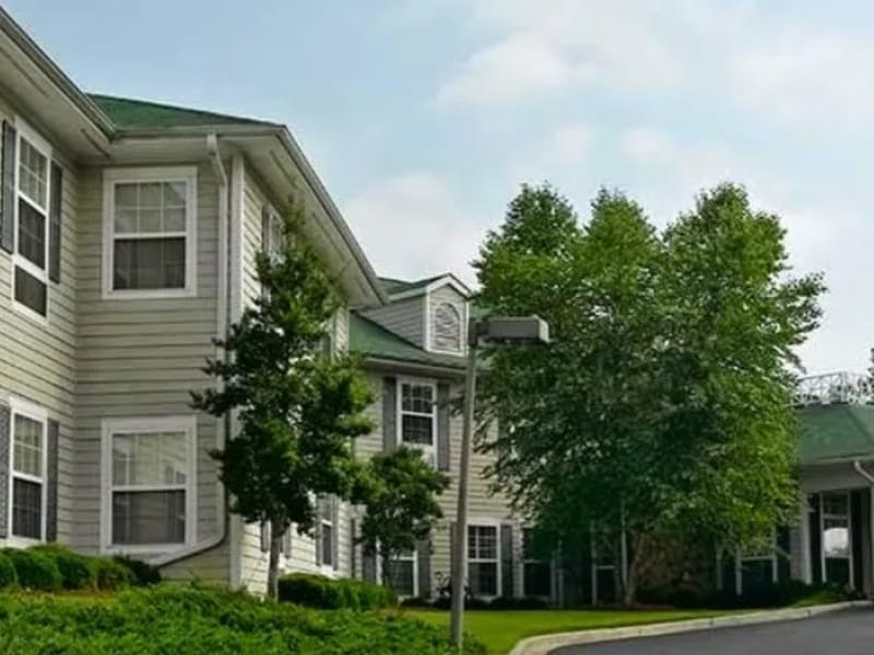 Atria Forest Lake - Assisted Living in Columbia, SC photo 2