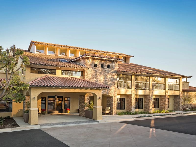 Pacific Shores Of Lake Forest - Assisted Living in Lake Forest, CA photo 2