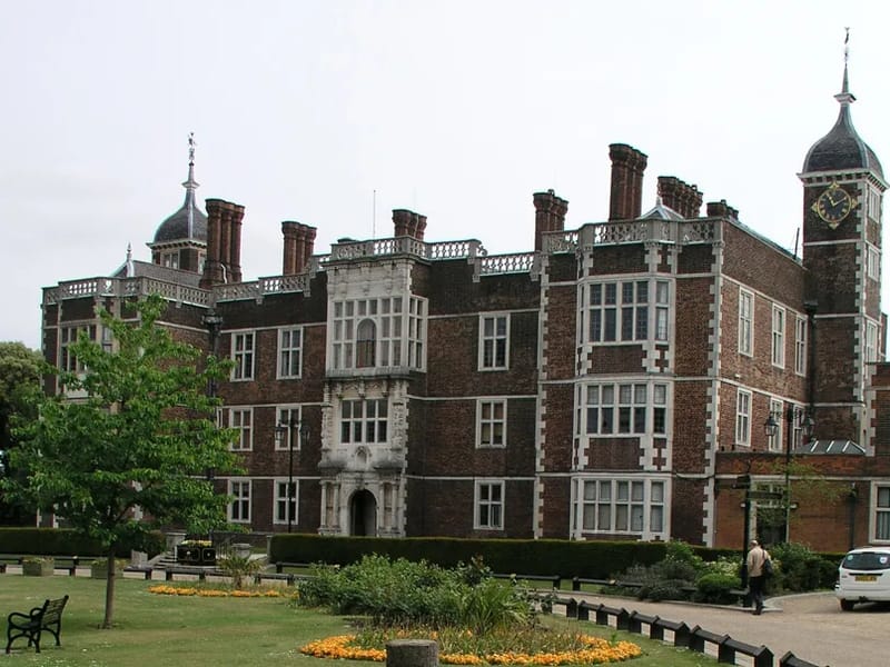 Charlton House - Assisted Living in Plymouth, England photo 2