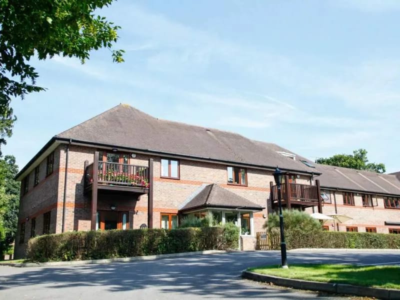 Brendoncare Stildon - Assisted Living in East Grinstead, England photo 2
