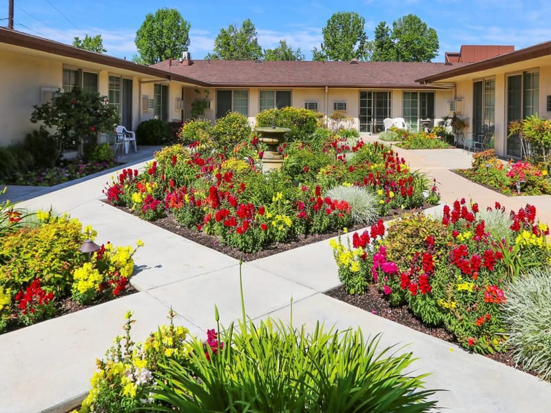 Ararat Board And Care - Assisted Living in North Hollywood, CA photo 3