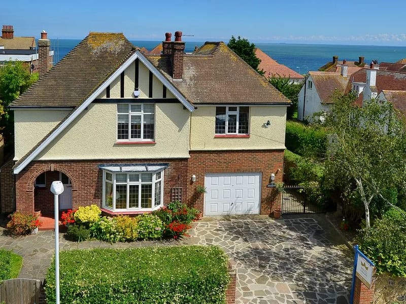 Kent House Residential Home - Assisted Living in Broadstairs, England photo 2