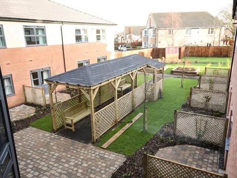 Woodthorpe Lodge - Nursing Home in Loughborough, England photo 3