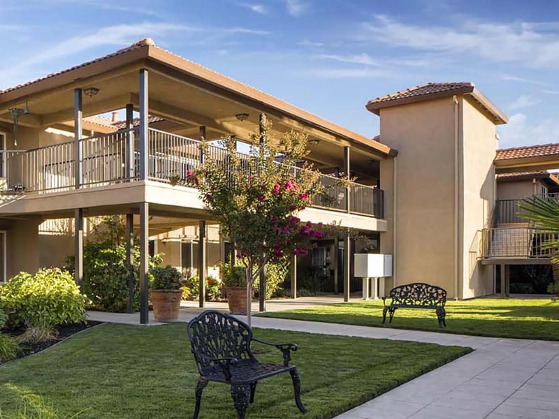 Atria Rocklin - Assisted Living in Rocklin, CA photo 2