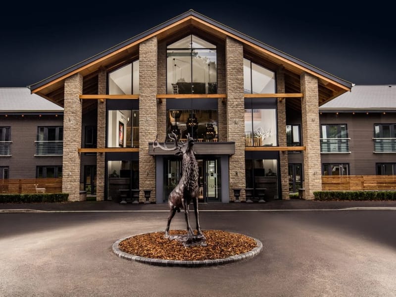 Kings Lodge - Assisted Living in Camberley, England photo 2