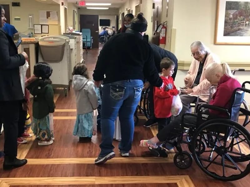 Benbrook Nursing & Rehabilitation Center — Nursing Home, Benbrook, TX · photo 2