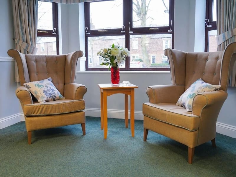 The Dovecote Residential Care Home in Mansfield, England photo 3