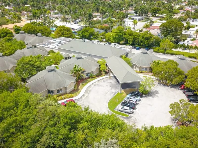 Majestic Memory Care Center - Assisted Living in Hollywood, FL photo 2