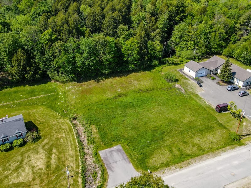 28 Putnam Drive - Assisted Living in Farmingdale, ME photo 1