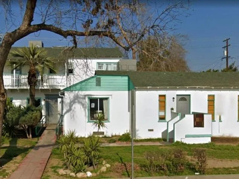 Aaa Residential Elderly Retreat - Assisted Living in Bakersfield, CA photo 3