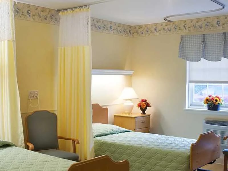 Angels Heart- Pinefield Facility - Assisted Living in Waldorf, MD photo 3