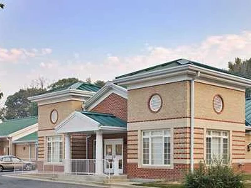 Angels Heart- Pinefield Facility - Assisted Living in Waldorf, MD photo 2