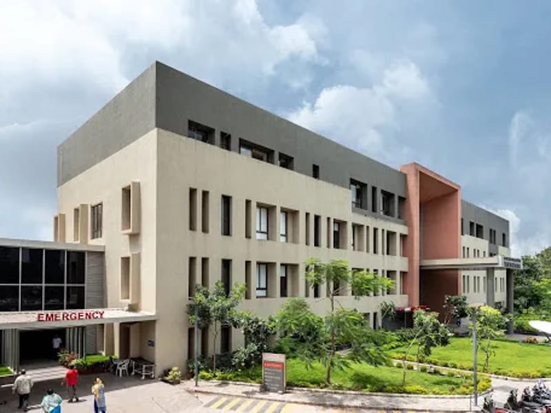Smt. Rasilaben Sevantilal Shah Venus Hospital - अस्पताल in Surat, Gujarat photo 1